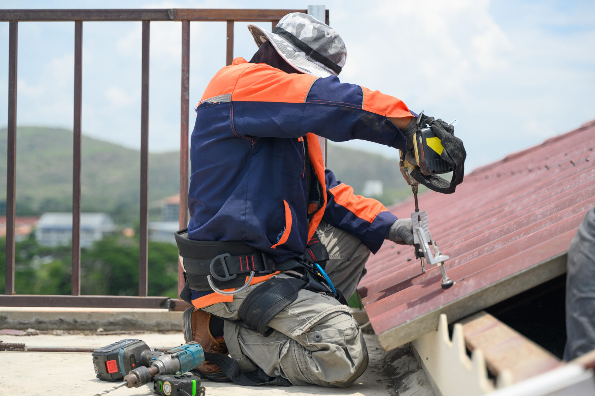 MC Roofing Service Corp