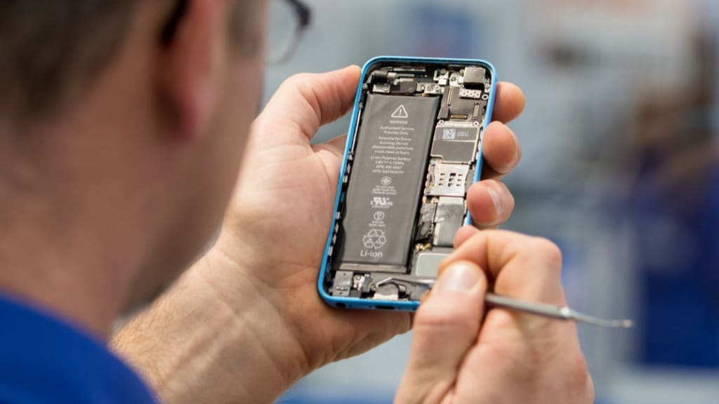 Fix 'N Repair – Natick
