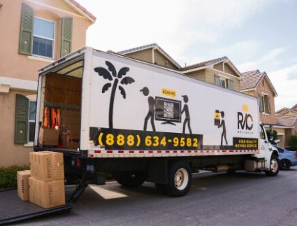 Royalty Moving & Storage Seattle