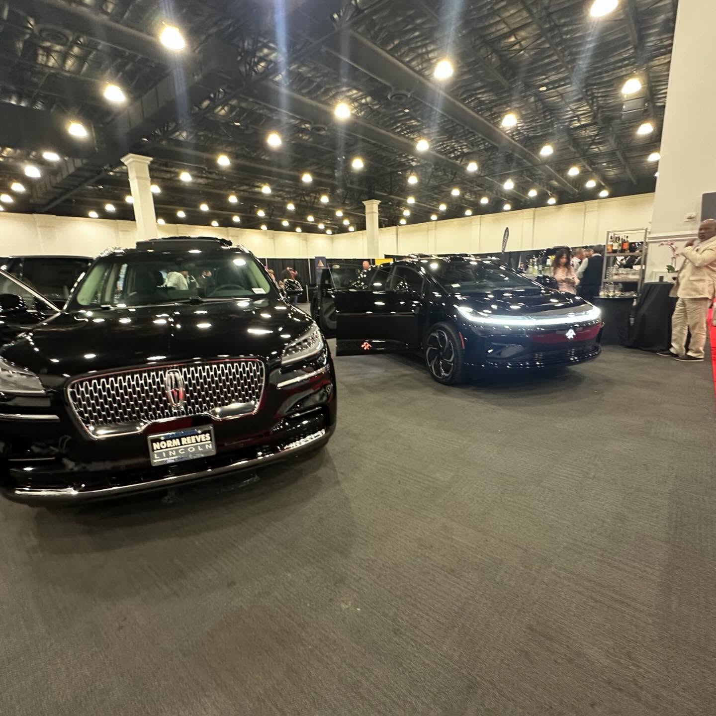 Elegant Limousine and Charter LLC