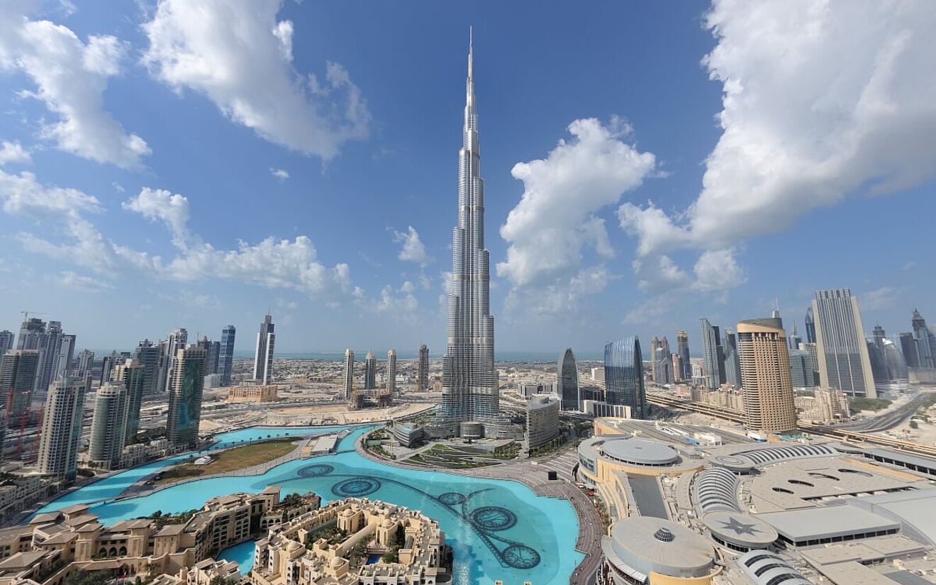 Burj Khalifa: The Tallest Building in the World | Dubai's Ic &hellip;