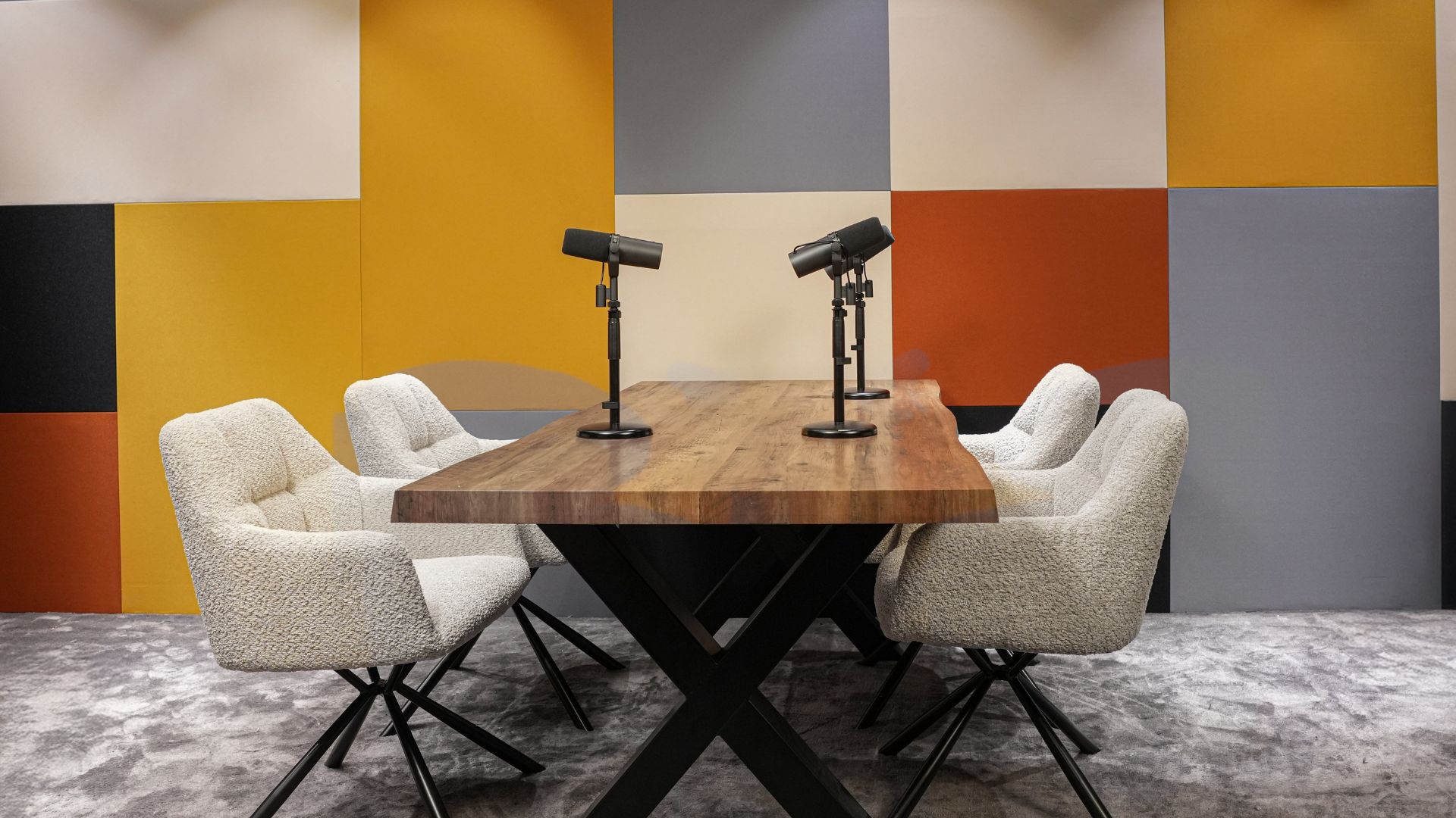 Alphacast Studios
