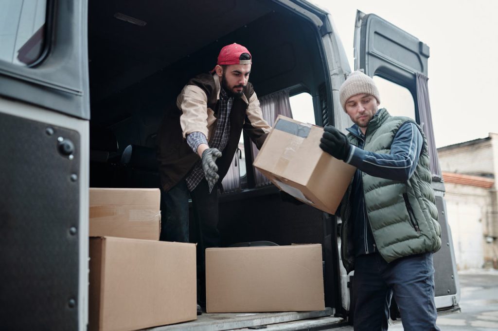 Astor Movers