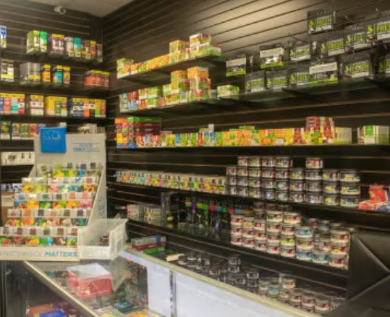 Free Smoke Vape and Smoke Shop