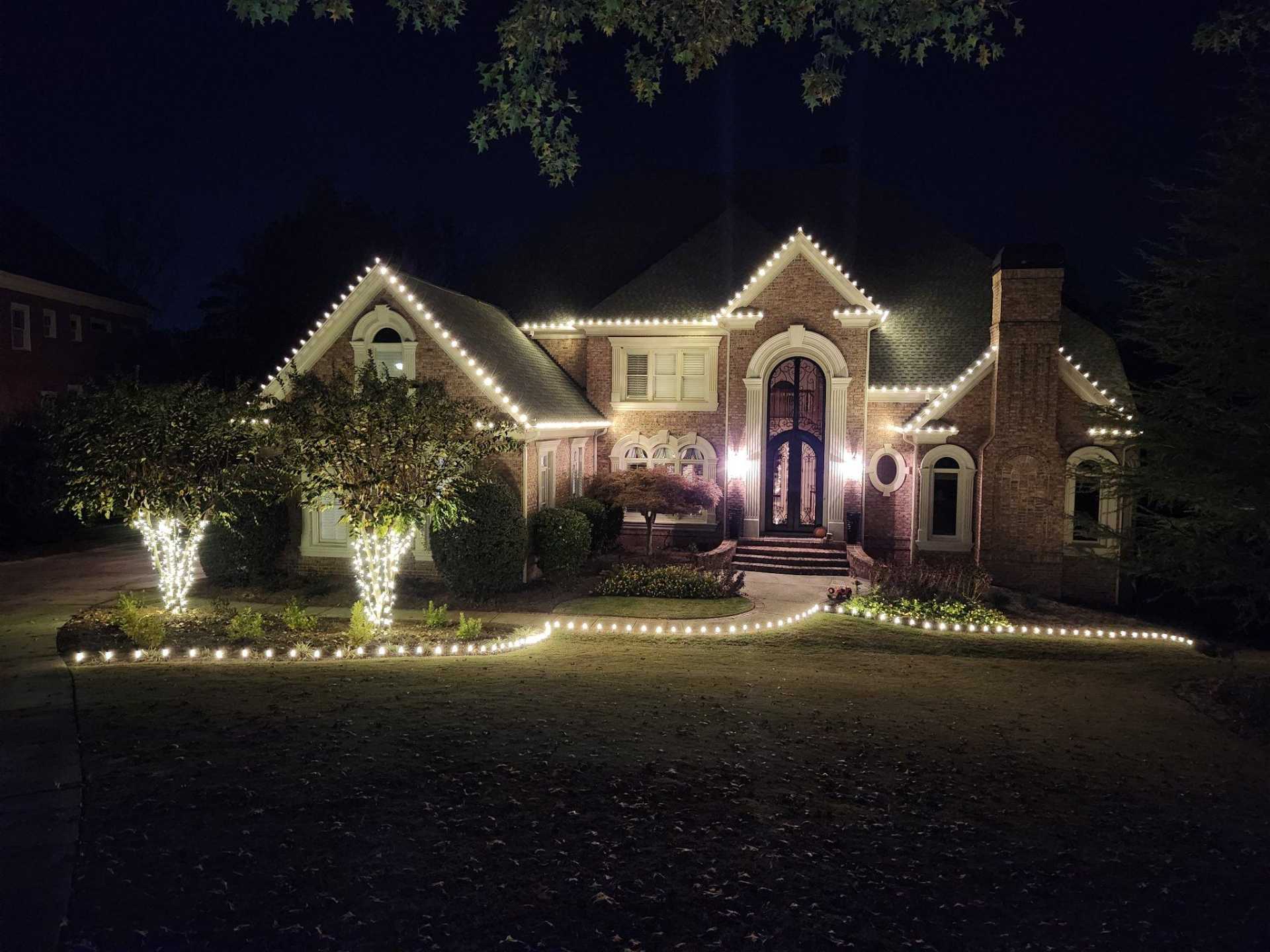 Holiday Shine Christmas Light Installation