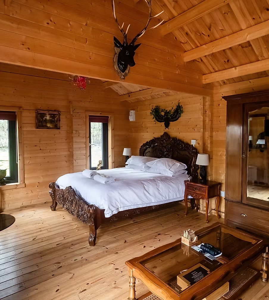 Hawthorn Hideaway