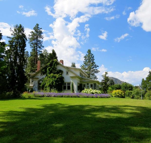 Lawn Pro Fertilizing