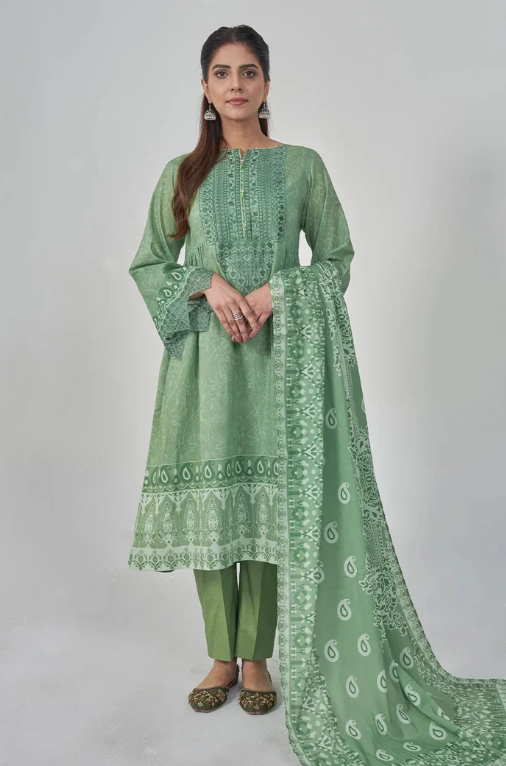 Update Your Outfit with the Summer Collection from Khas Stores