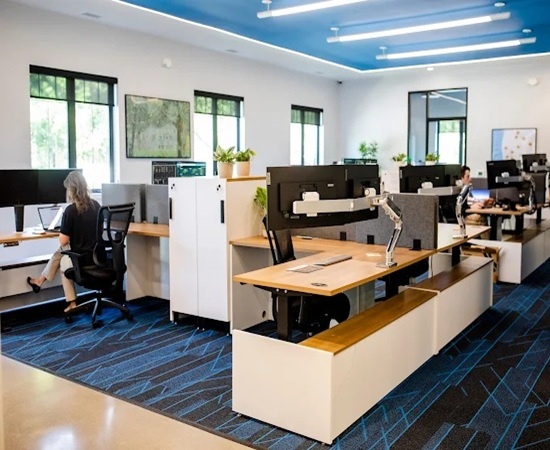 Astute Technology Management