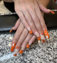 Vivian Nail Spa
