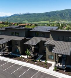 The Pointe at Wolf Creek