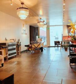 Thi Spa & Nails