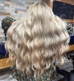 Kristi's Salon