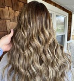Kristi's Salon