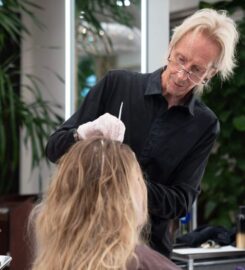 HOUSE22 Salon Chicago