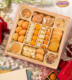 Manohar Bikkaneri – Sweets Shop | Bhaji Box in Faridabad