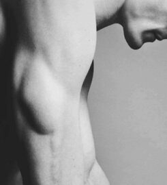 Strong Pressure Men’s Massage | Luxury Mobile Service Dubai