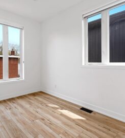 PNW Prestige Exteriors Window Replacement