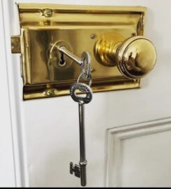 Toni Locksmiths