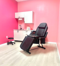 Aesthetica Salon Suites