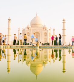 Delhi to Agra One Day Tour Package by Bus