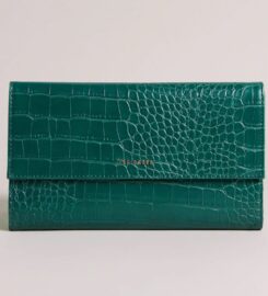 Yiannakou Bags and Accessories