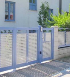 Austin Gate Repair