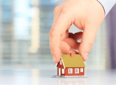 Claudia Escalante, NMLS 632377