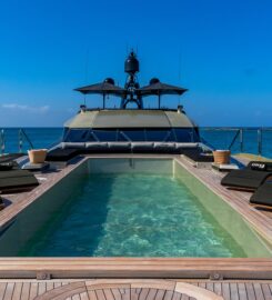 Yachts for Sale in Dubai- Glamour Yacht