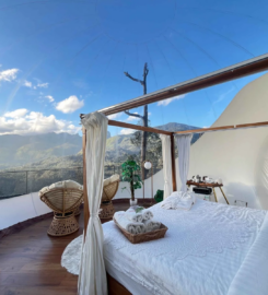 Best Honeymoon Resorts in Munnar | LuxeGlamp