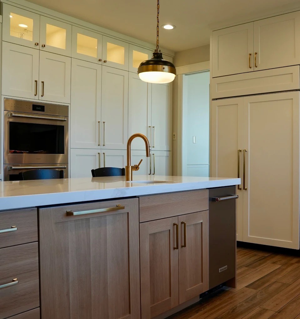 White Fox Cabinet Refinishing
