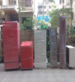 Piyanshi packers and movers