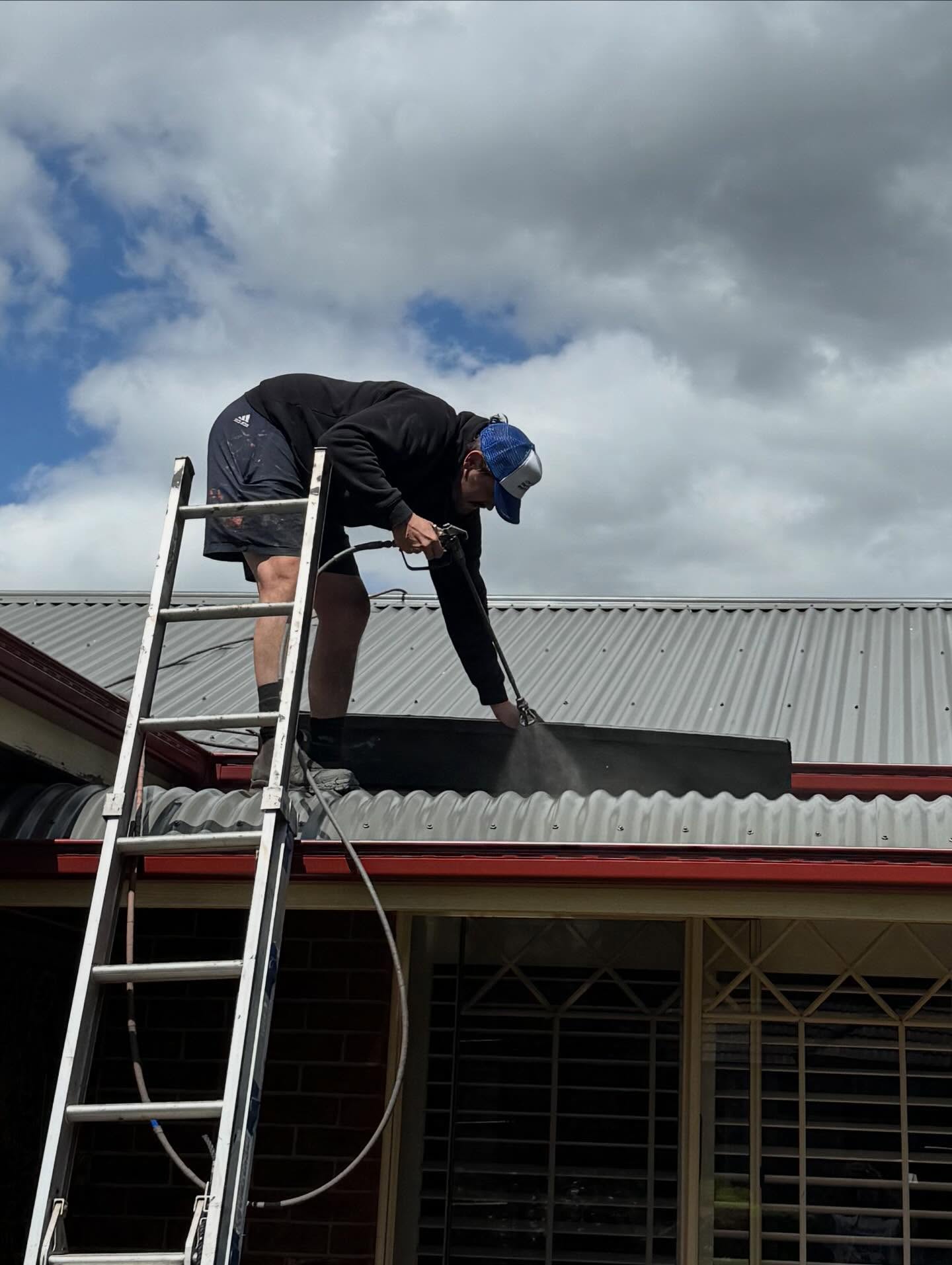 TAYLOR & SON Roofing