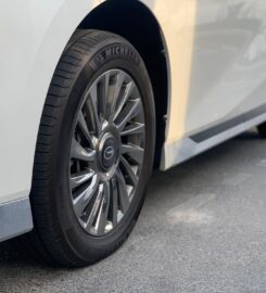 Flat Tyre Mobile service Doha Qatar