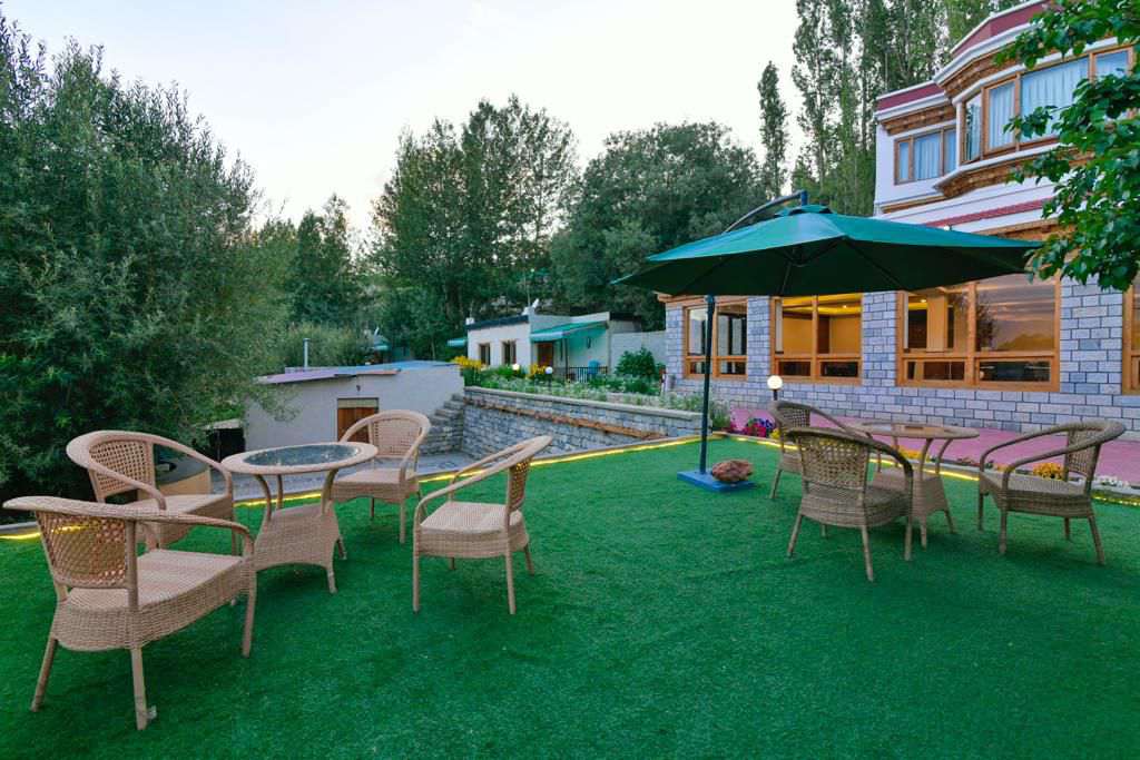 Best tour packages for leh ladakh
