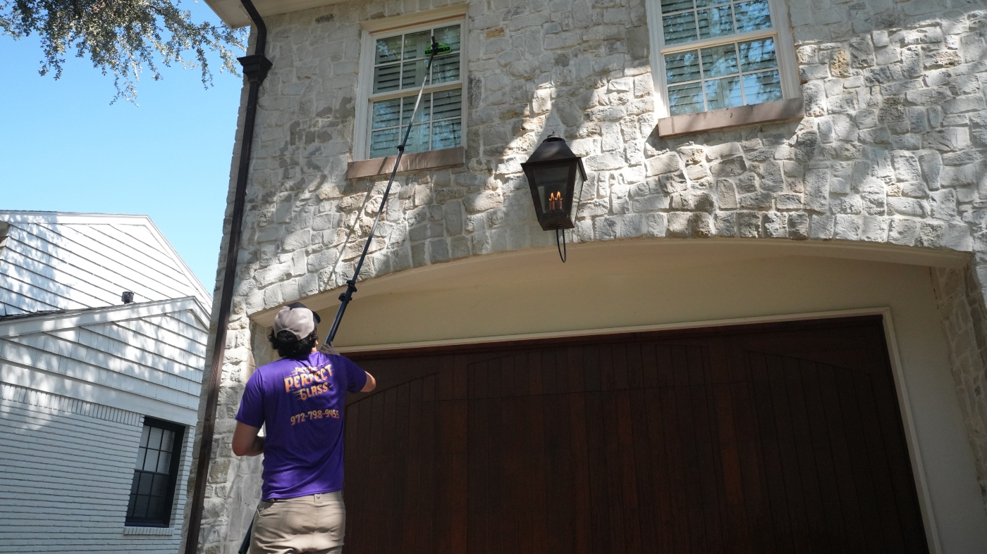 Picture Perfect Glass | Window Cleaning Dallas