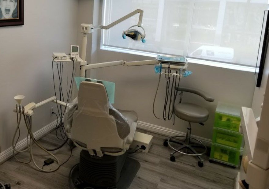 SMiles Encino General & Family Dentistry
