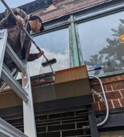 GLEAMs Window Cleaning