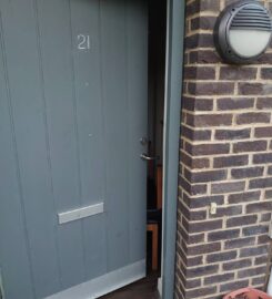 Lockvia