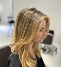 Salon B Naples