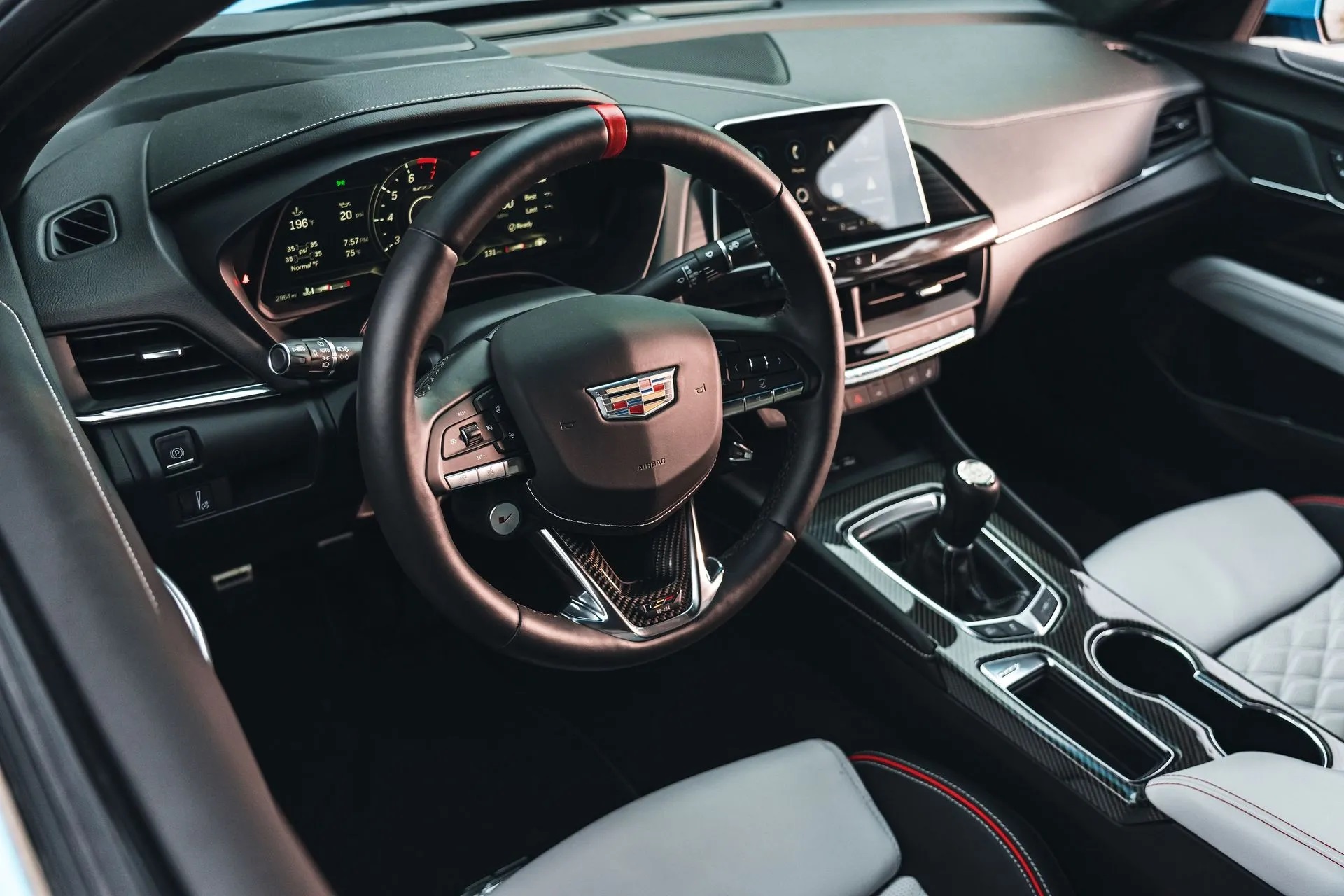 Luxury Connection LLC