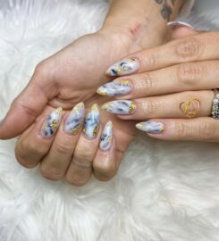 J'ADORE NAILS