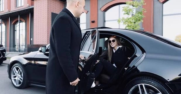 Hourly Chauffeur Service & Port Transfer Service: The Complet &hellip;