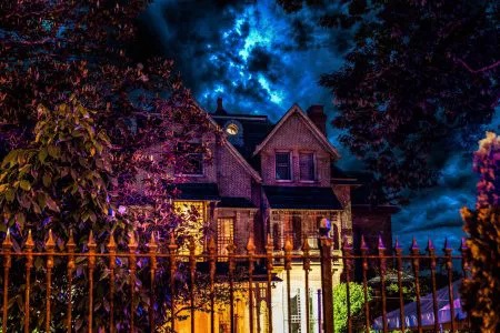 Raleigh Ghosts: Ghost Tours & Haunted Pub Crawls