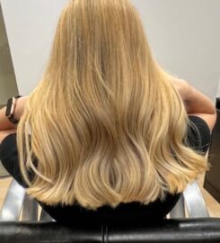 Kylie Studio Salon