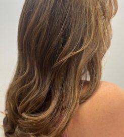 Kylie Studio Salon