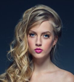 Kylie Studio Salon