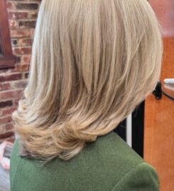Kylie Studio Salon