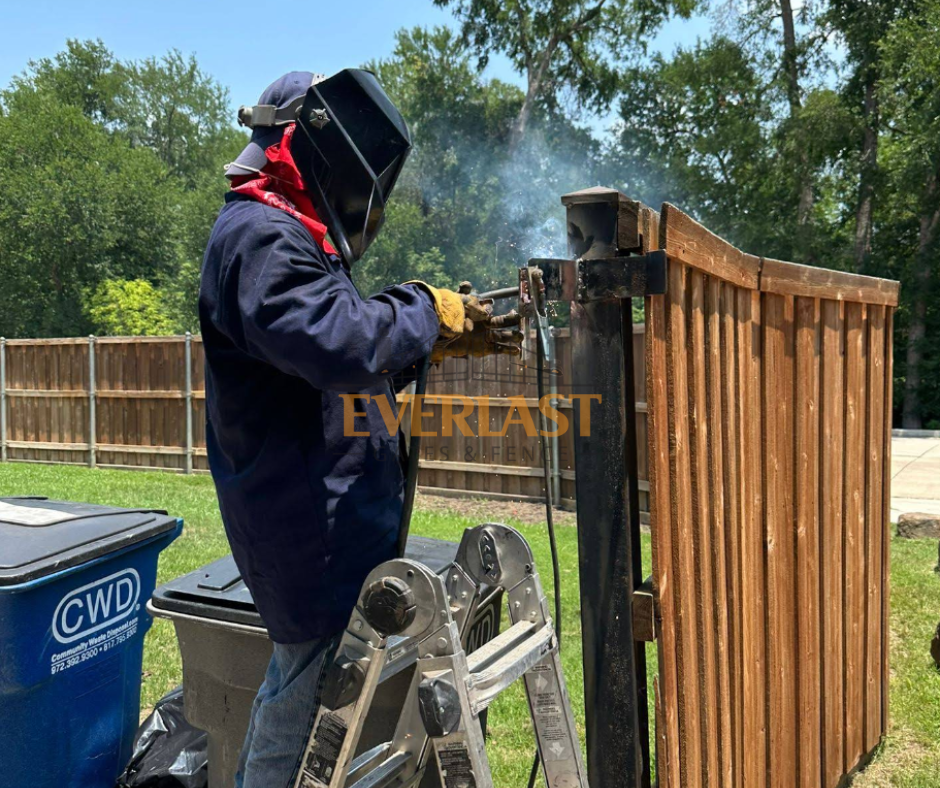 Everlast Gates & Fence