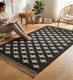 Handmade Kilim Rugs Woven in Rajasthan, Shipped Worldwide